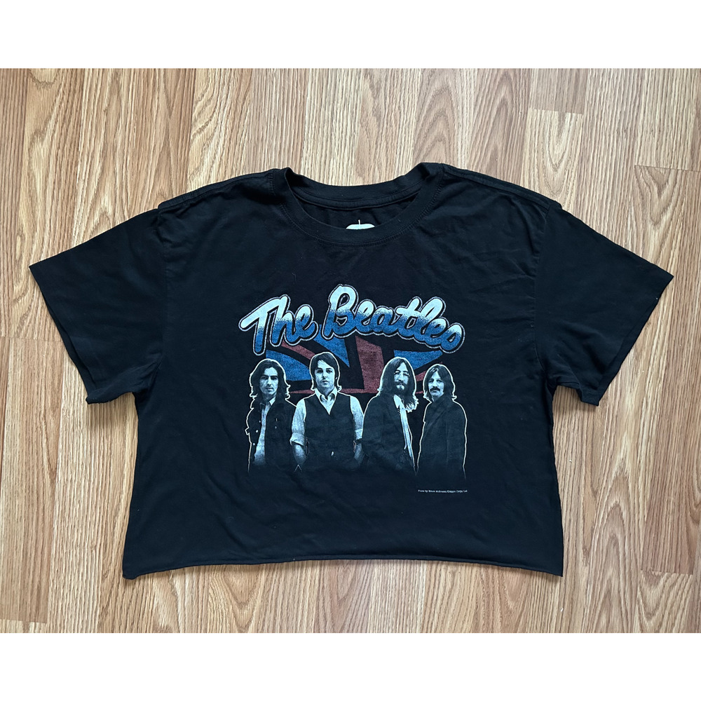 The Beatles Band Cropped T-Shirt Women's Large Short Sleeve Black Emo Goth Style